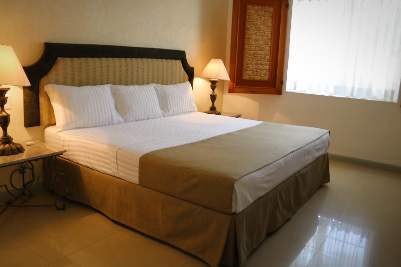 Zar Colima Hotel Luaran gambar